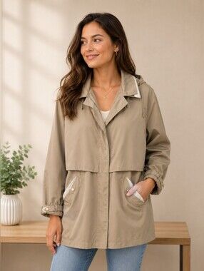 Carlo Briani Women's Beige Hooded Lightweight Rain Jacket Coat Size Medium Mediu